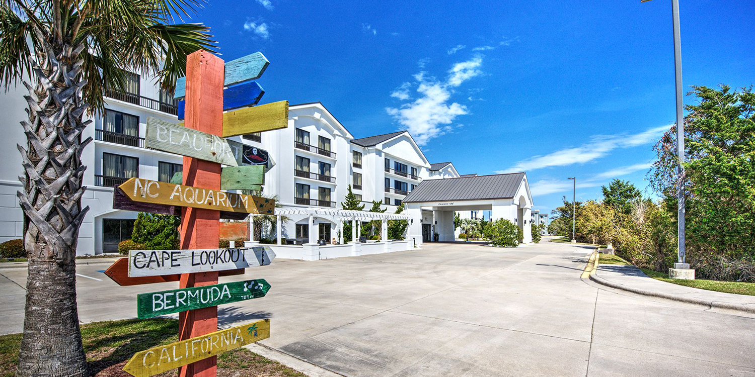EMBRACE HISTORY AT OUR BOUTIQUE LUXURY HOTEL