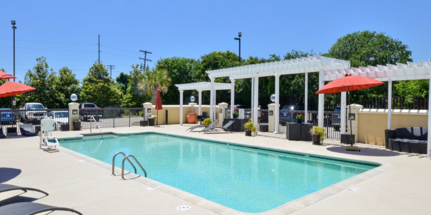 SOAK UP THE SUN IN OUR SPARKLING OUTDOOR POOL